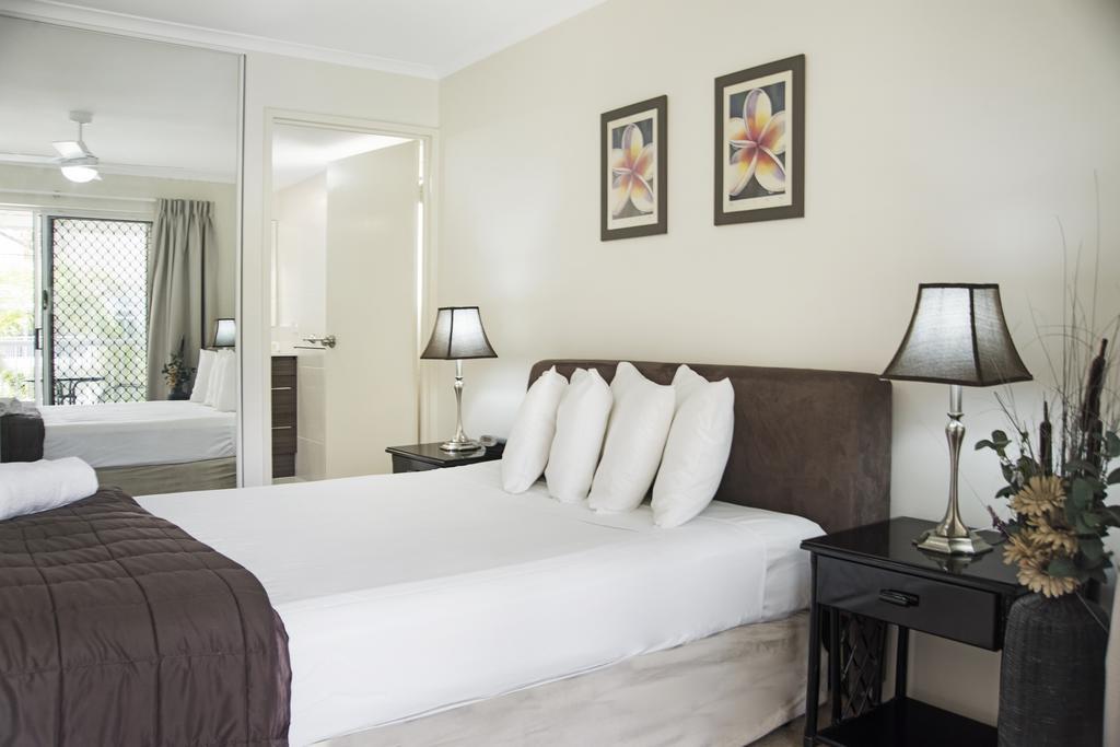 Chidori Court Aparthotel Gold Coast Phòng bức ảnh